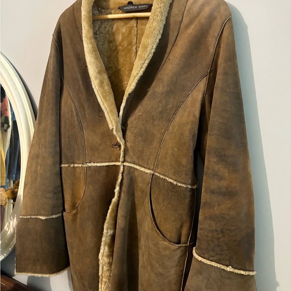 Andrew Marc Brown Leather Jacket with Cream Trim - Picture 3 of 10